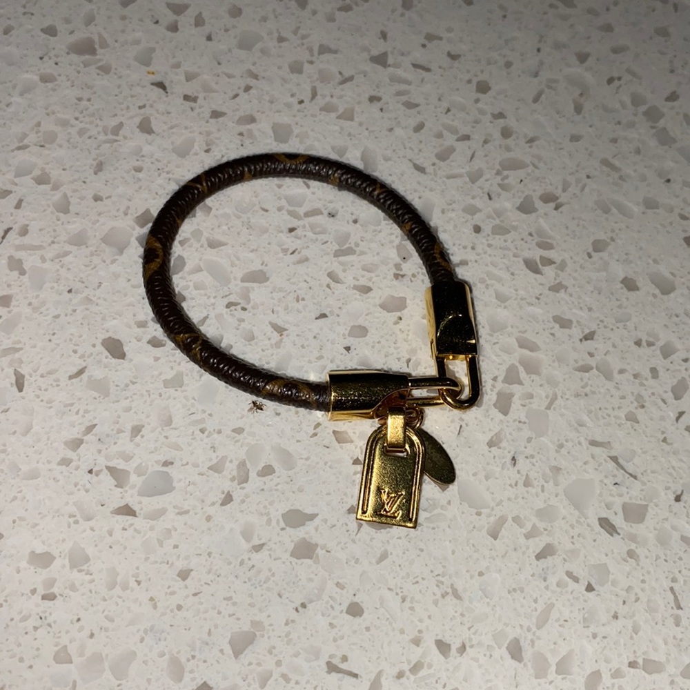 LV Monogram Luck It bracelet
